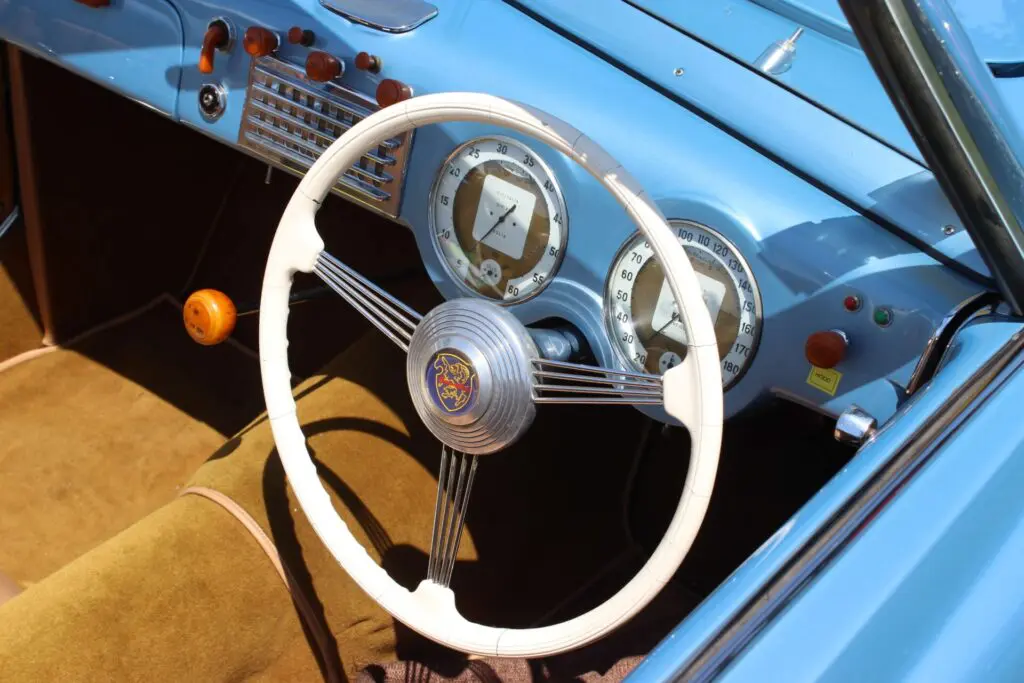 Close up of the steering wheel of a Cisitalia car