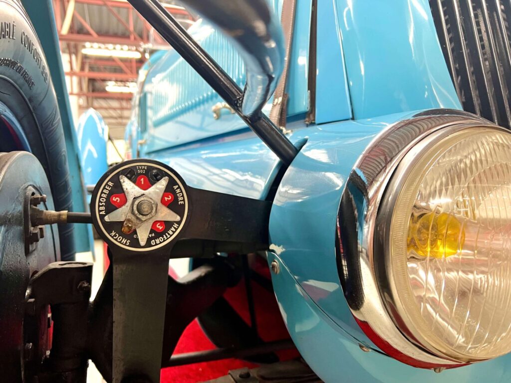 Close up of the adjustable suspension of a Delahaye car