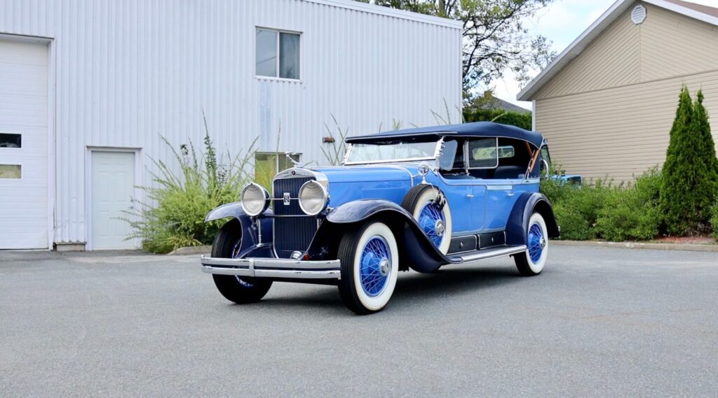 Blue Cadillac V8 Dual Cowl Phaeton 1928