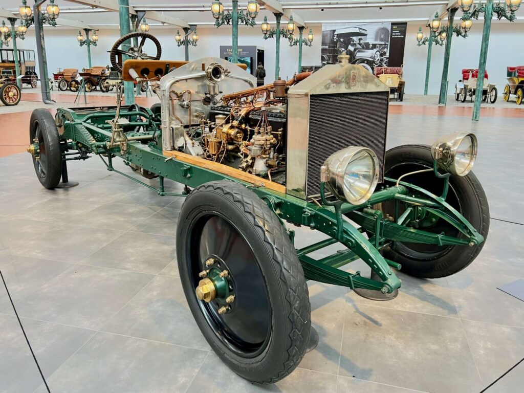 Bare chassis of a Rolls-Royce car