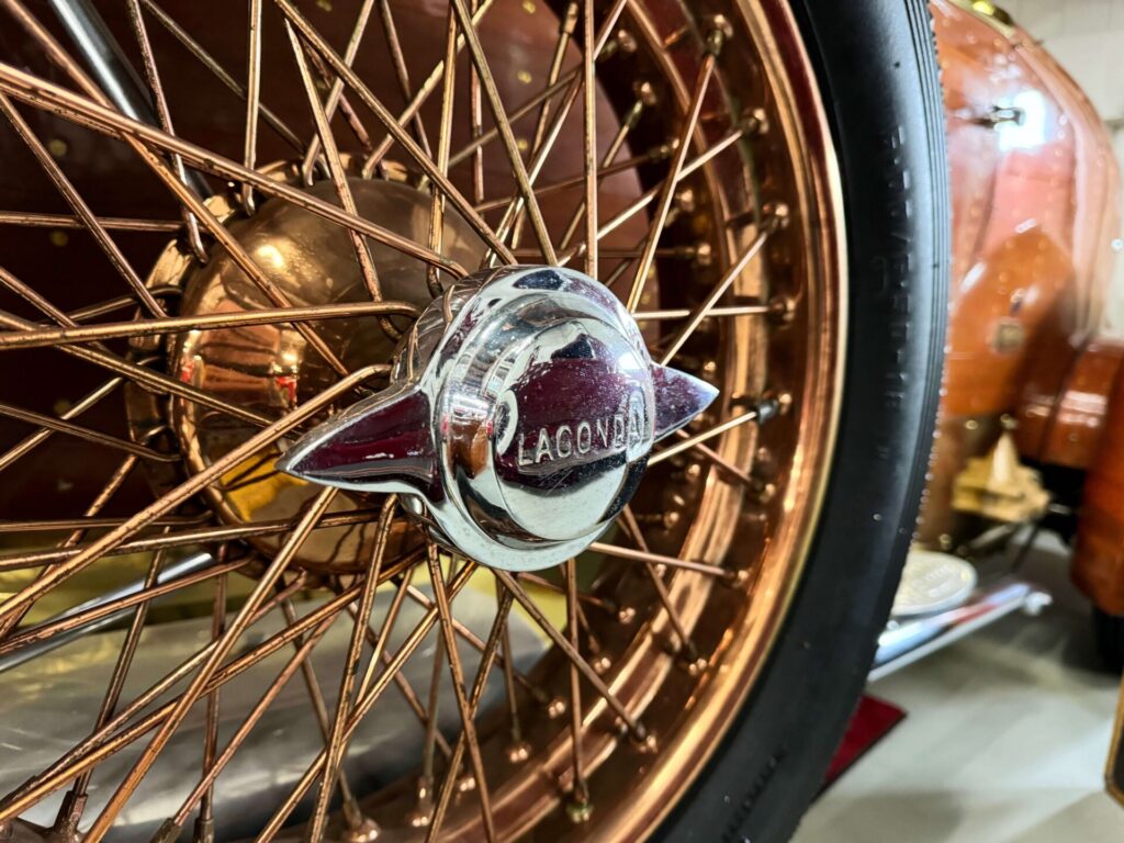 Close up at the spare wheel of a classic car.